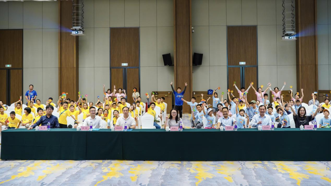 1752479382180545.png 2.png